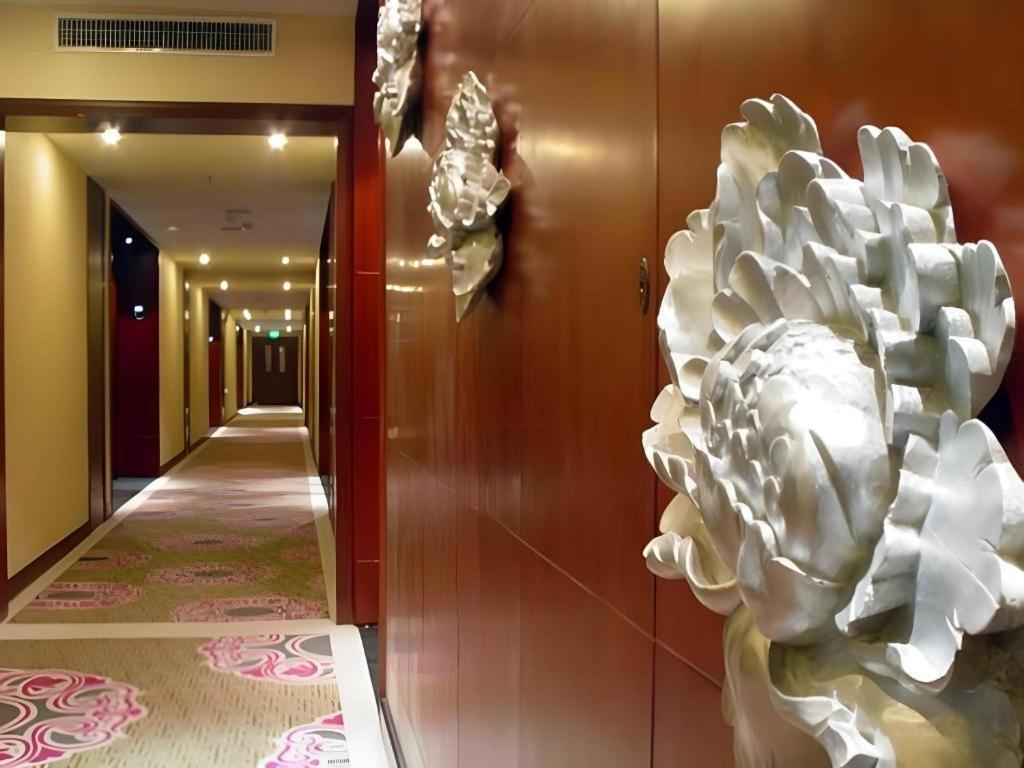 New Friendship Hotel Luoyang  Eksteriør billede